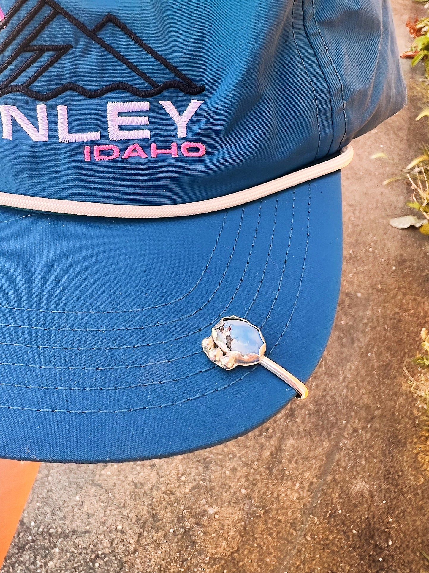 Lilah Hatpin