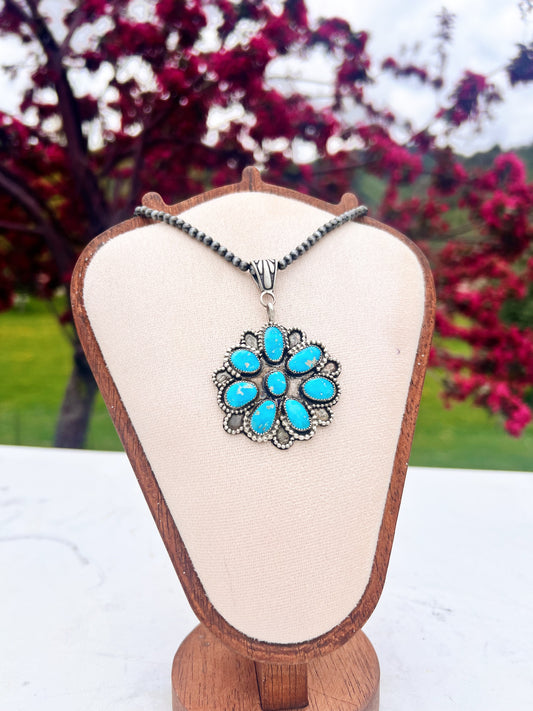 Viola Cluster Pendant