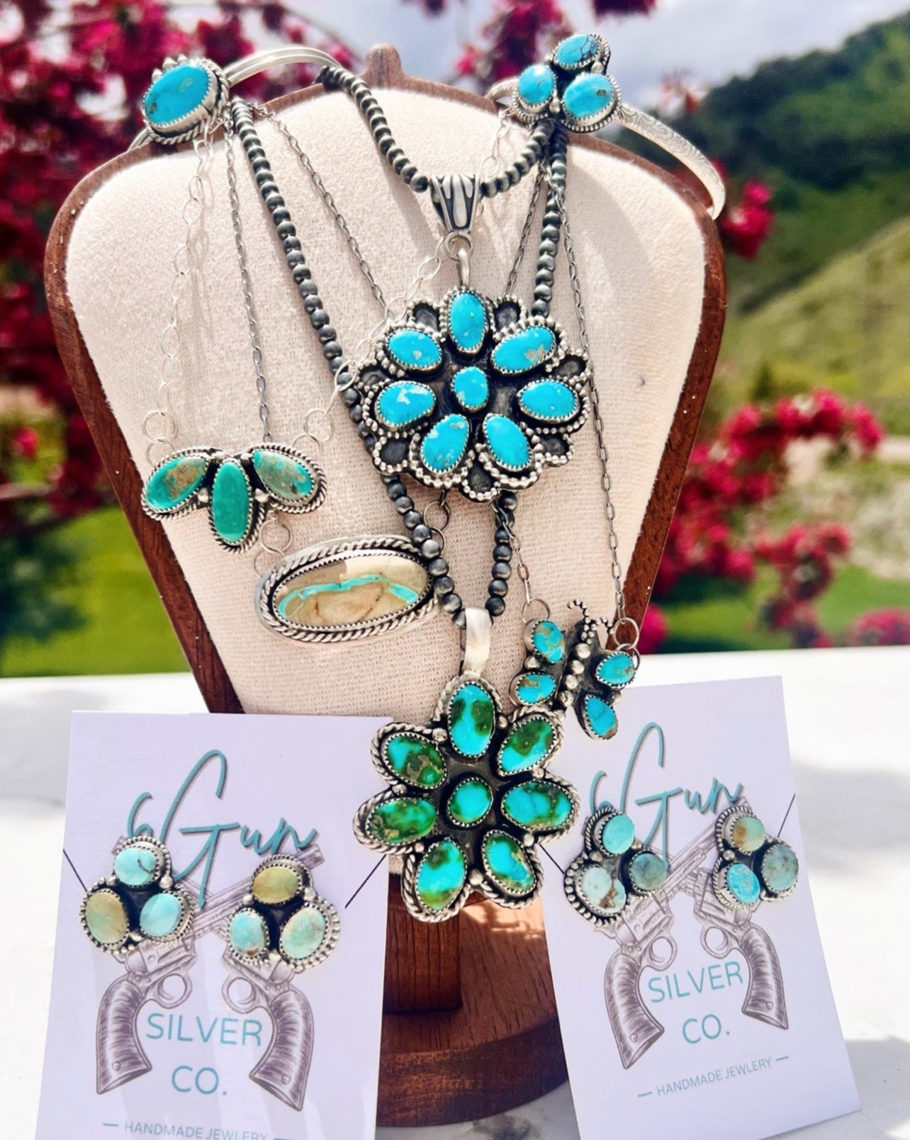 NECKLACES ★