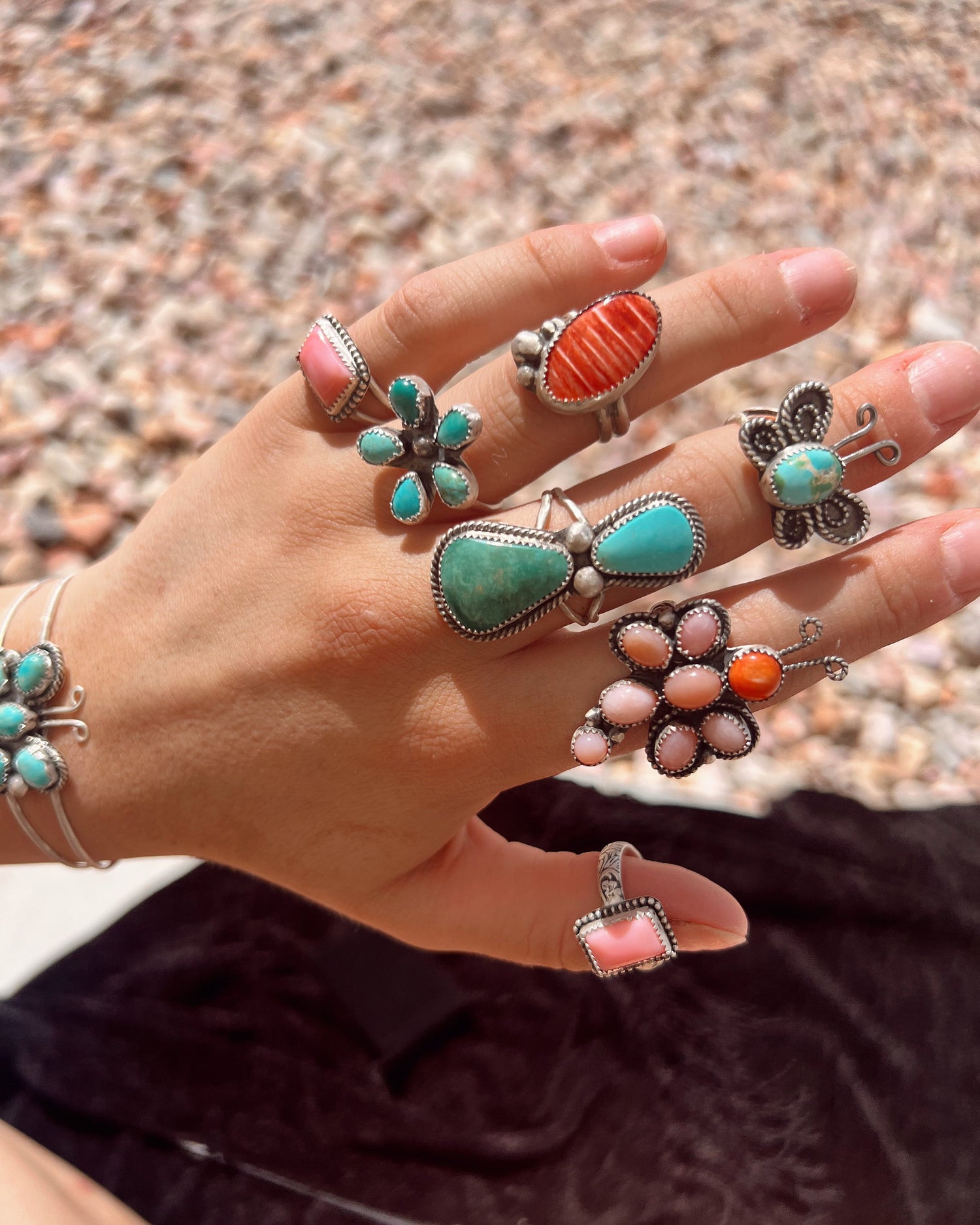 RINGS ★