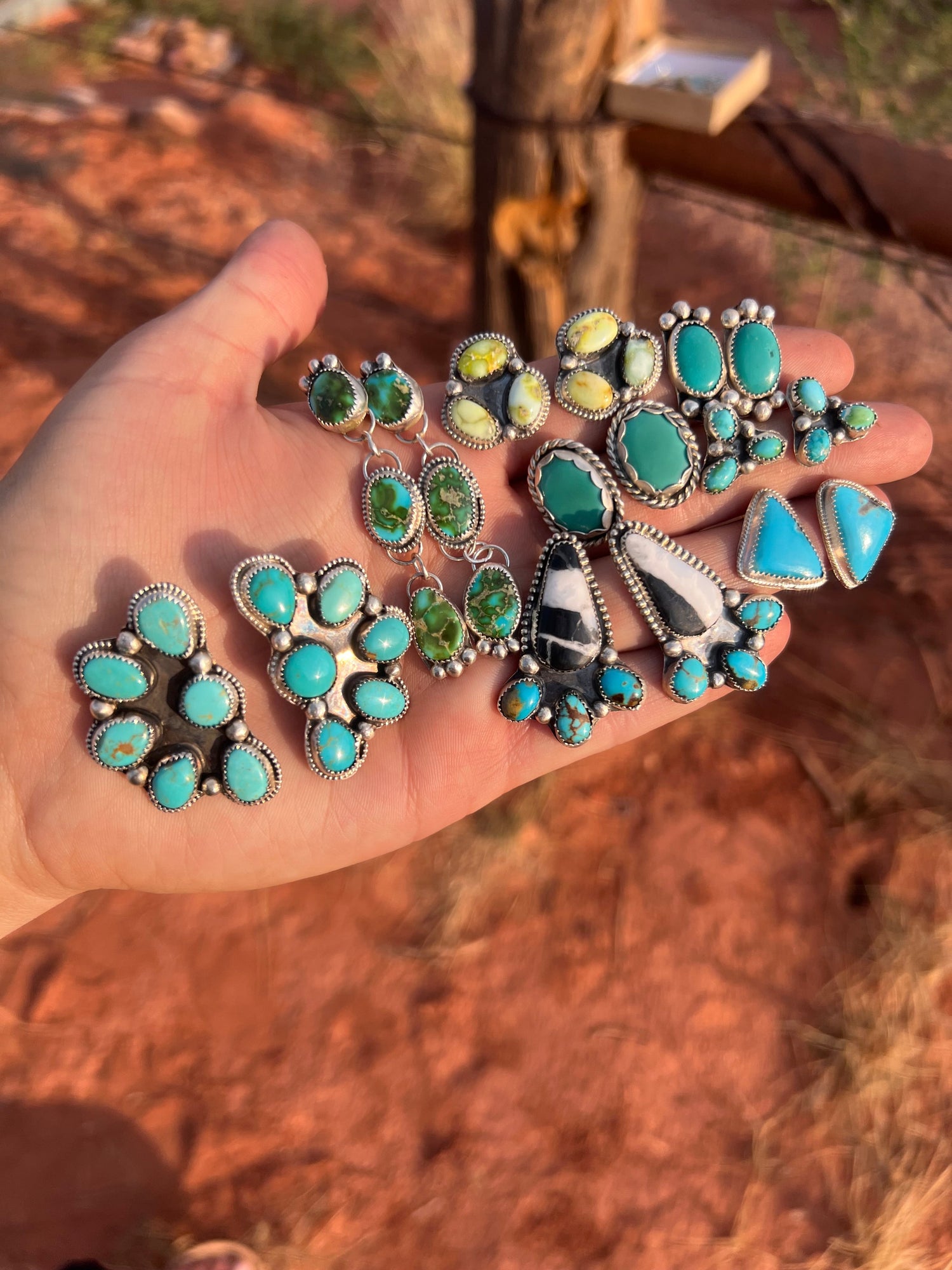 EARRINGS ★