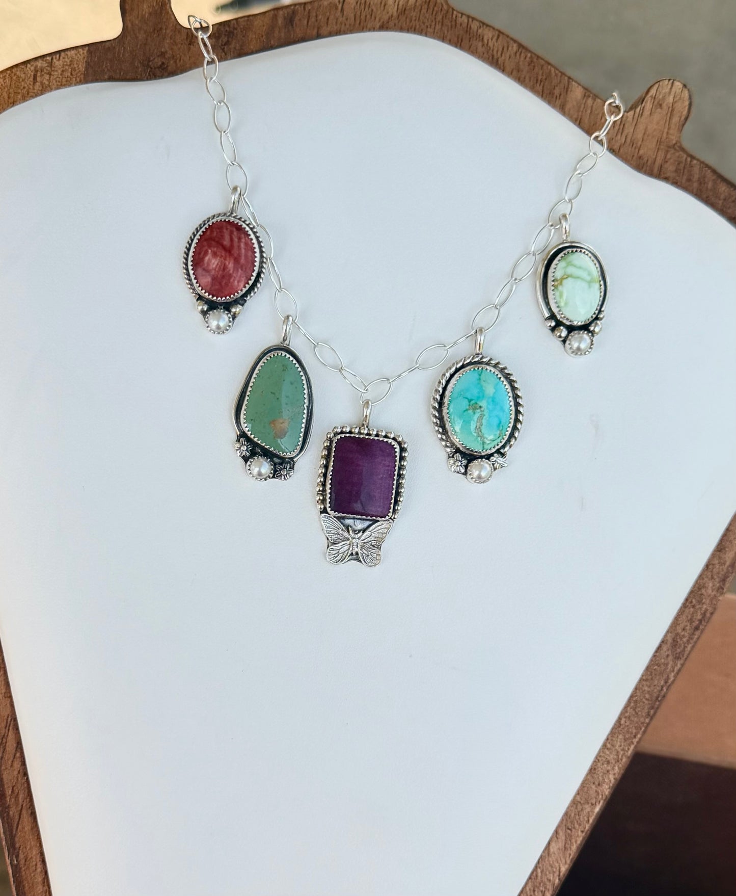 The Ava Necklace