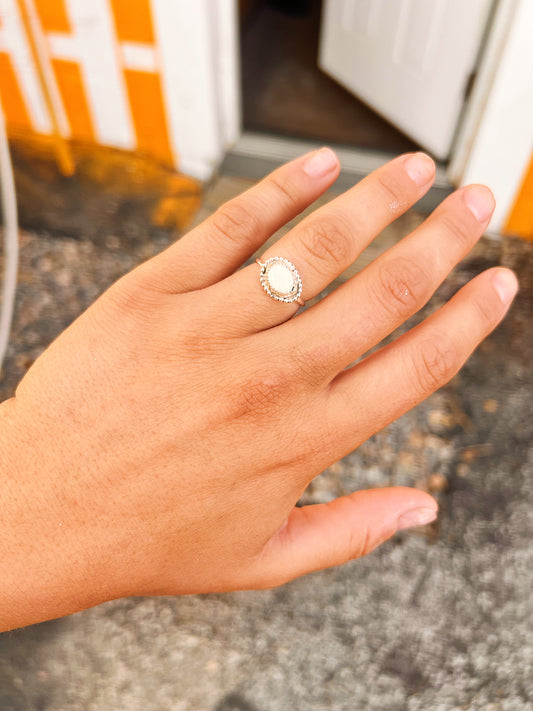 Lilly ring