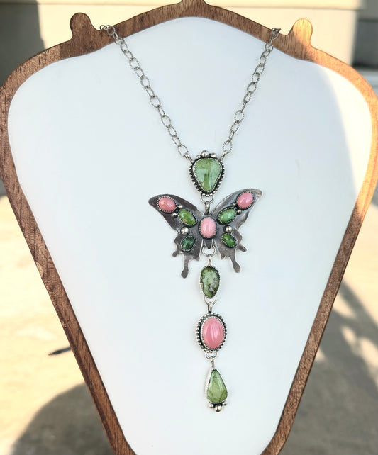 The Claire Necklace
